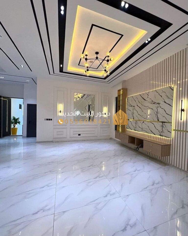 ديكورات الرياض 2026 غرفة معيشة مودرن بألوان محايدة