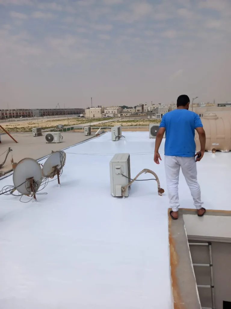 مقاول عزل الأسطح الخرسانية ينبع